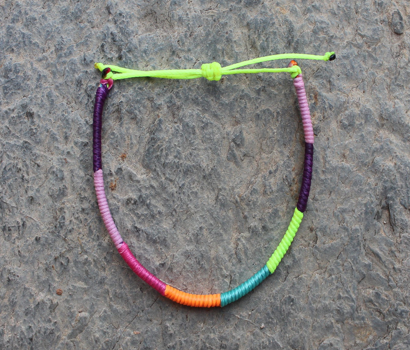 Loop Neon Halhal