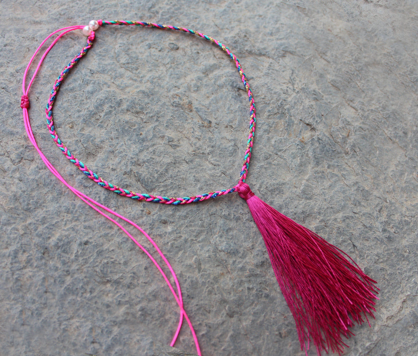 Pink Tassel Kolye