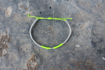 Loop İnce Bileklik /Silver Gleam