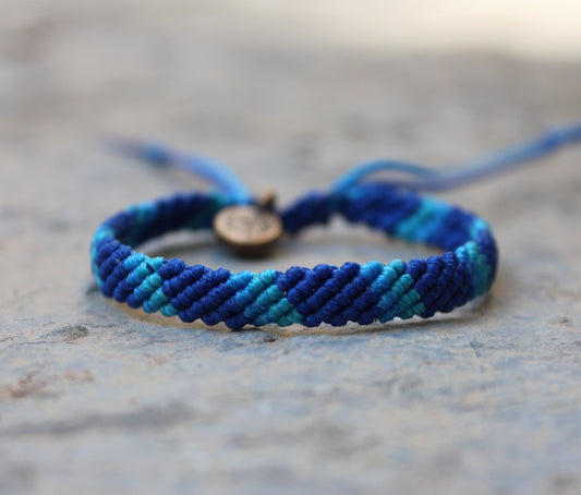 Knitted bracelet shop